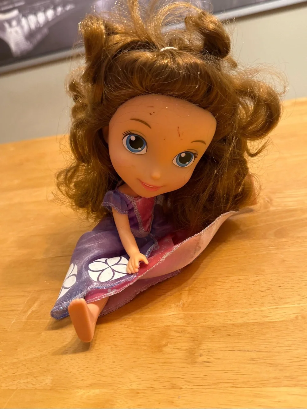 Disney Junior Sofia the First Royal Sofia Doll (approx. 10.5 to 11 inches tall)